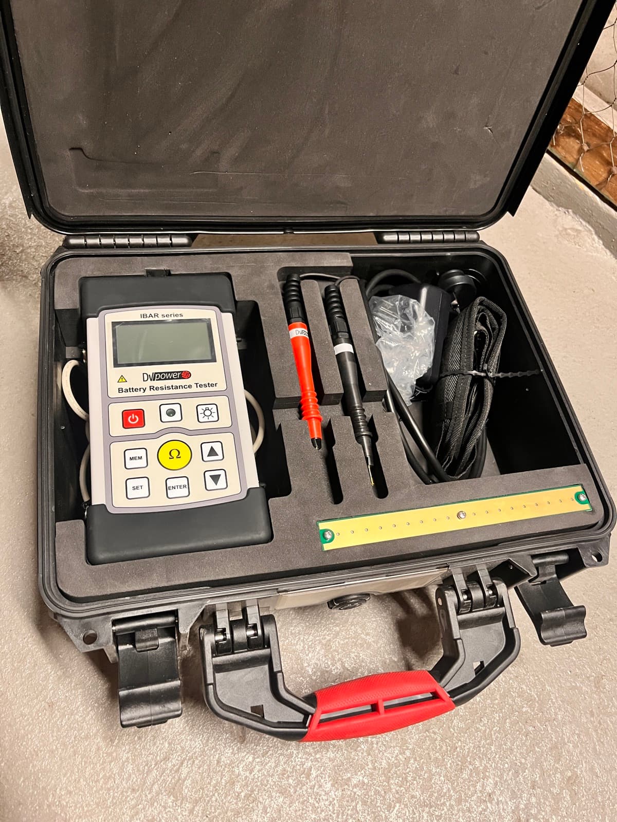 1 used DV Power IBAR Battery